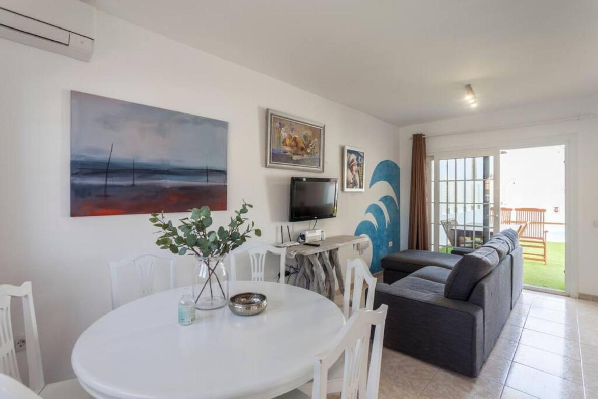 Coralejo Beach Villa Agua With Private Pool, Bbq & Fast Wifi By Amazzzing Travel コラレホ エクステリア 写真