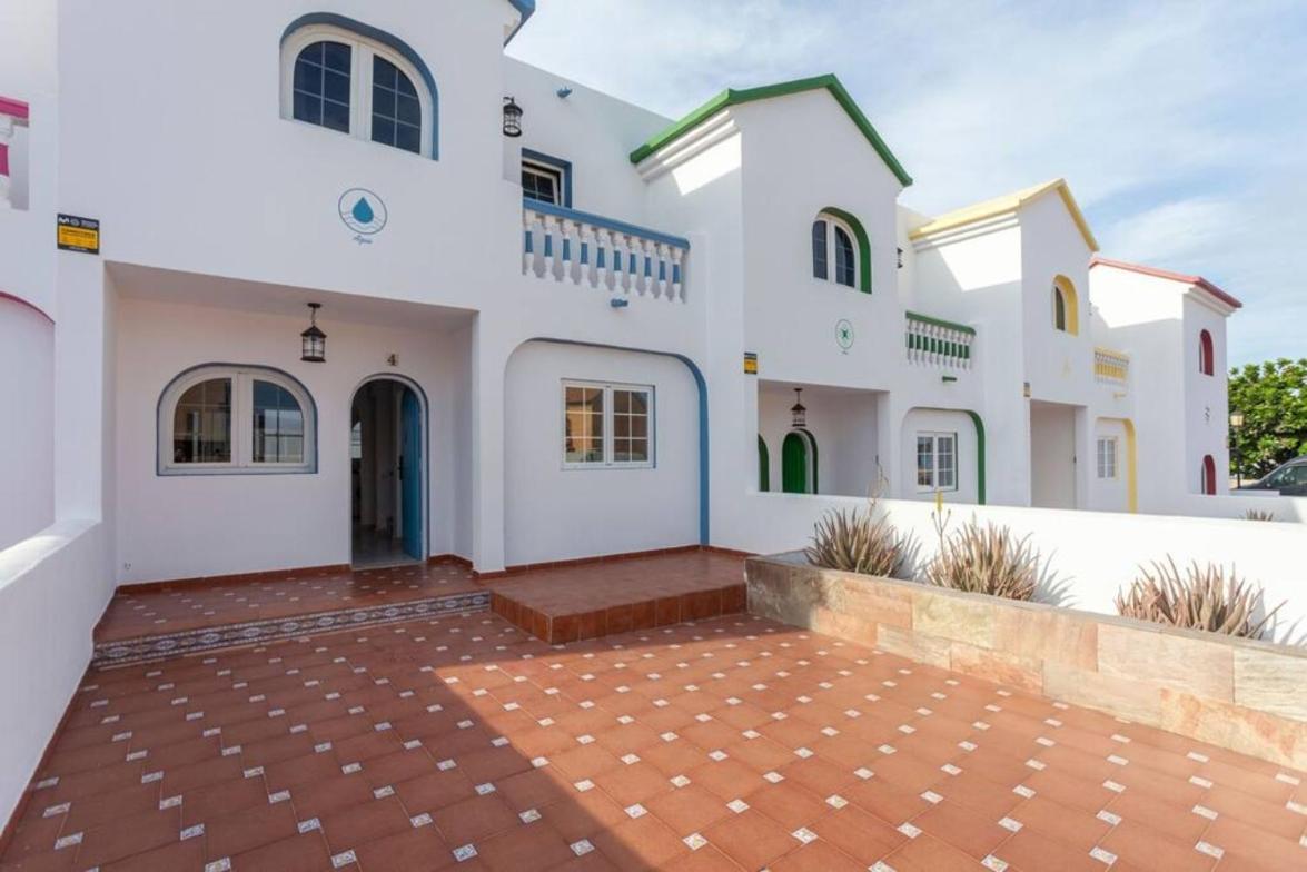 Coralejo Beach Villa Agua With Private Pool, Bbq & Fast Wifi By Amazzzing Travel コラレホ エクステリア 写真
